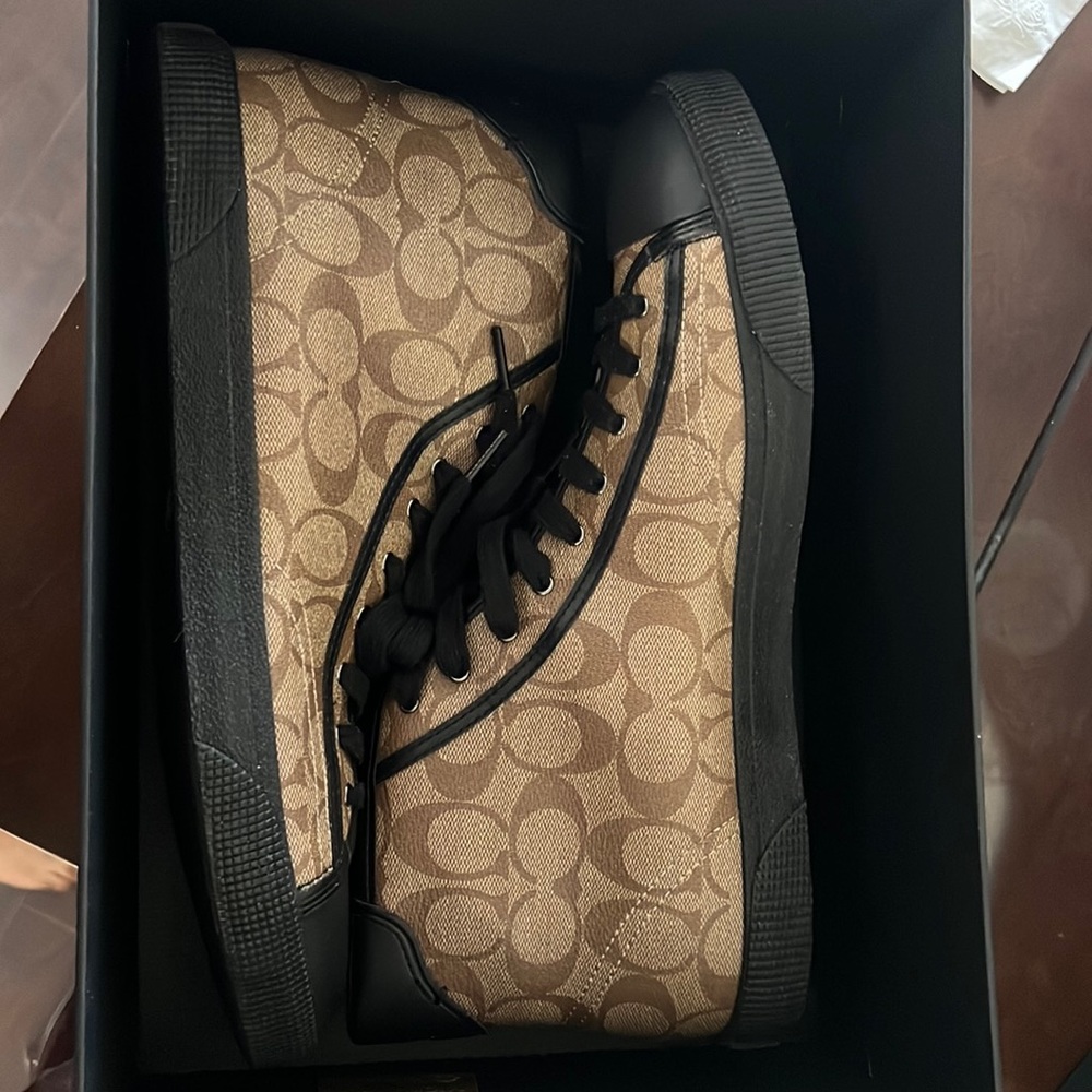 Brand New Coach Mens Shoes